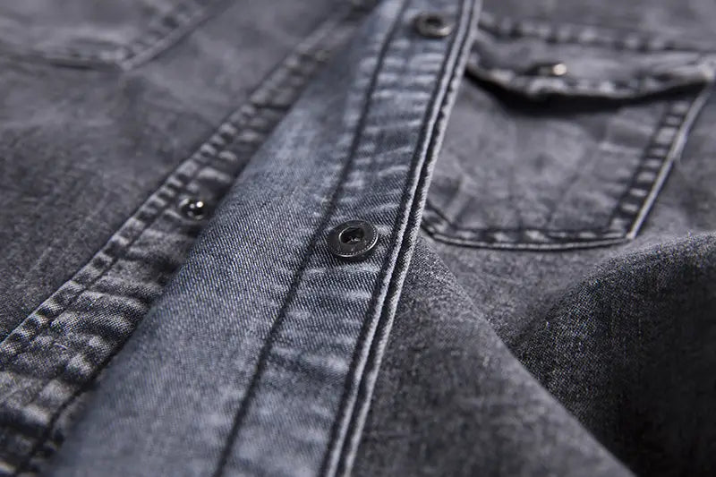 Men Lapel Collar Flap Pocket Buttoned Denim Shirt