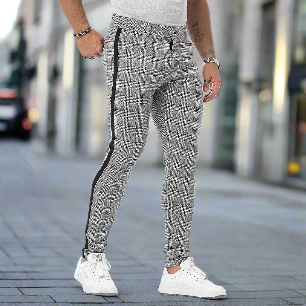 Men Plaid Print Side Stripe Skinny Pants